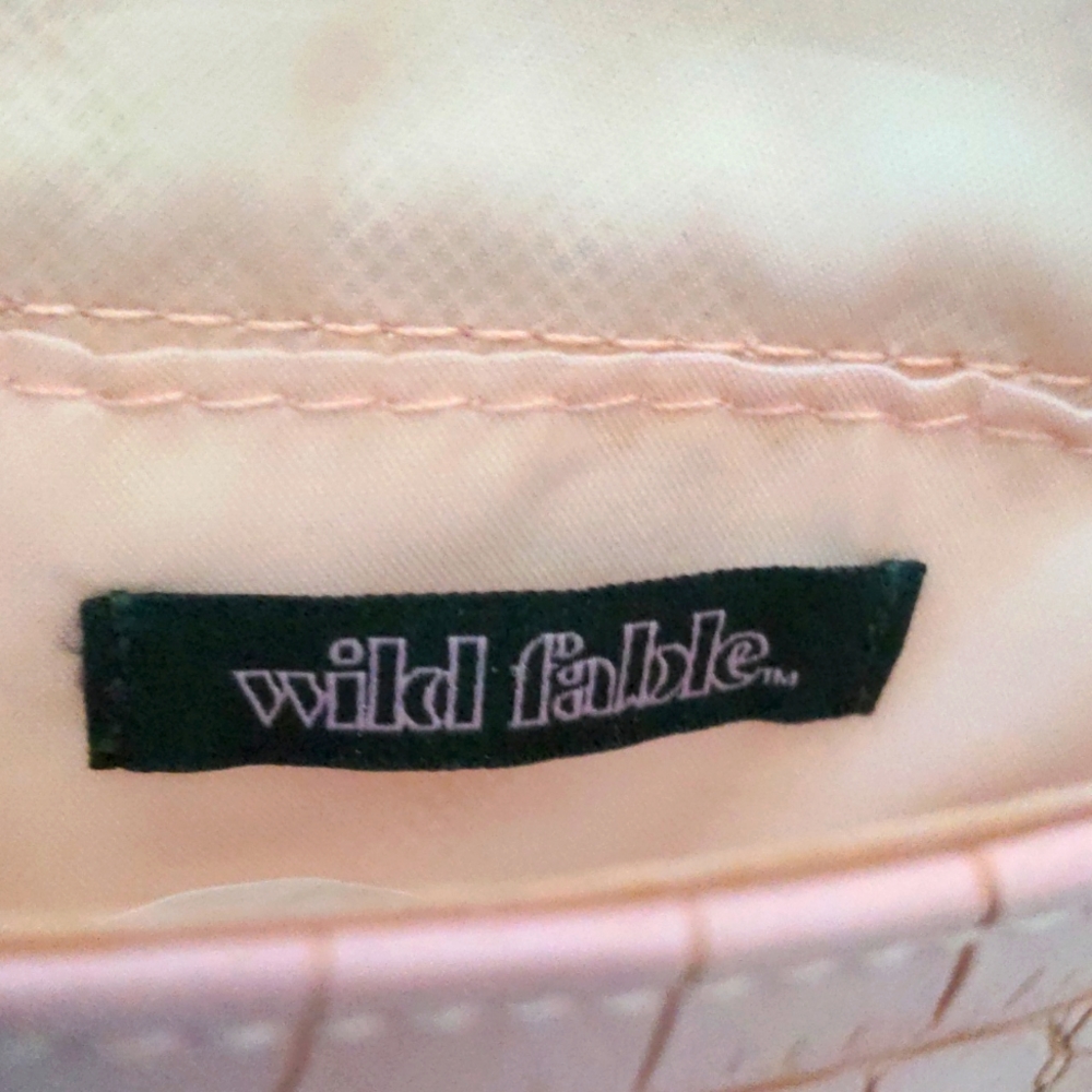 📱 WILD FABLE phone crossbody - Picture 3 of 3